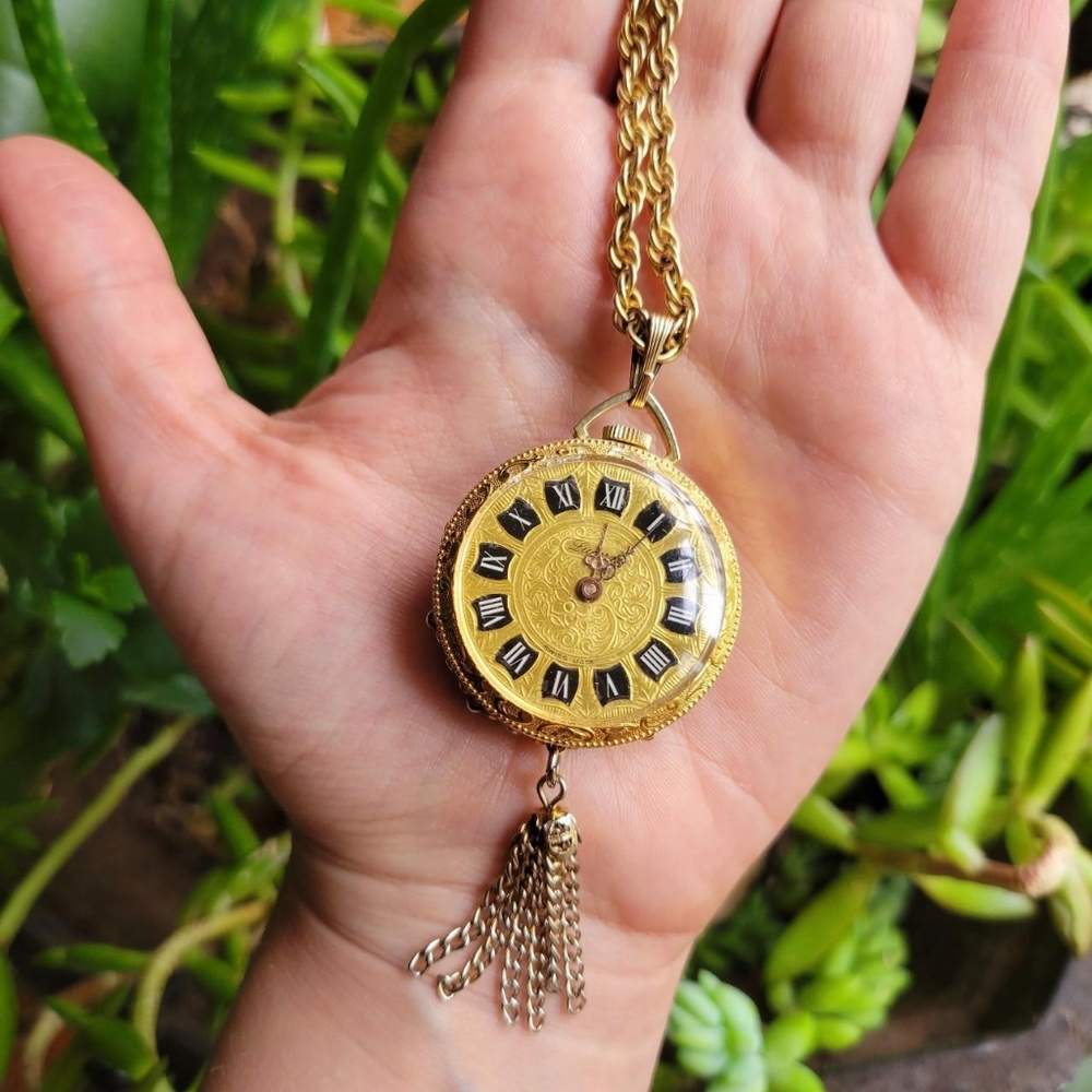 Vintage Lucerne Swiss Made Ornate Roman Numerals Gemstone Watch Necklace